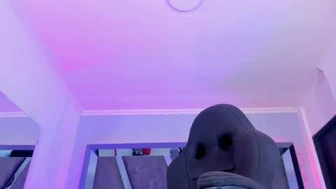 Snapshot of allijadid chatting on 31, 1, 2025    online show from 31, 1, 2025