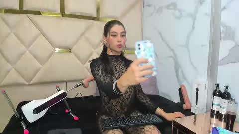 Snapshot of allison_69ts chatting on 8, 4, 2026 allison_69ts online show from 8, 4, 2026