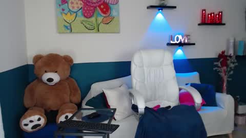 Alli online show from 9, 3, 2026