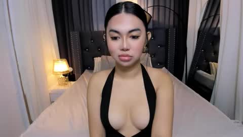 Snapshot of allison_maive chatting on 15, 9, 2025 Allison online show from 15, 9, 2025