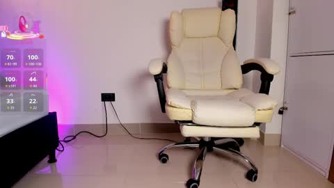 Alli  online show from 6, 10, 2025