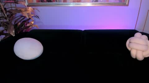 Allison Rogers online show from 17, 10, 2025