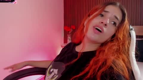 Snapshot of alliss_ginger_ chatting on 15, 5, 2026 A L L I S S online show from 15, 5, 2026