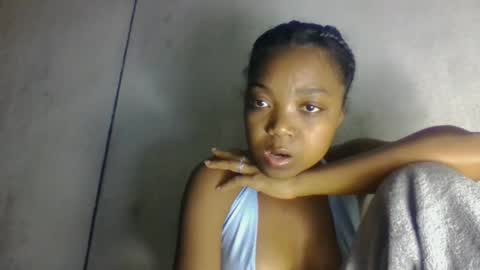 allizida01 online show from 14, 5, 2026