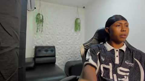 alluringangel01 online show from 1, 12, 2025