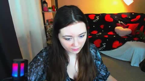 alluringeyess online show from 10, 2, 2026