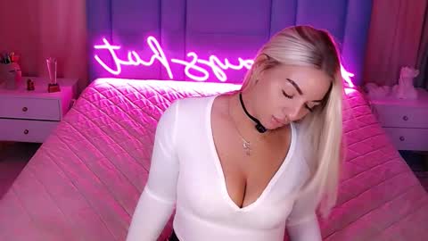 AlwaysHot online show from 19, 2, 2026