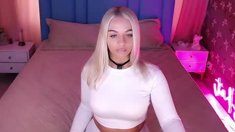 AlwaysHot online show from 22, 5, 2026