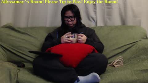 Allyssamay online show from 13, 1, 2025