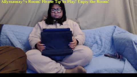 Allyssamay online show from 1, 2, 2026