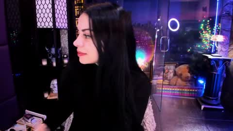 Alma online show from 15, 4, 2026