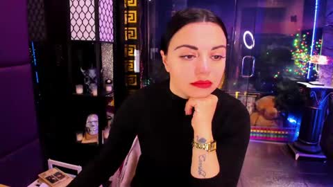 Snapshot of alma_pearl chatting on 12, 7, 2026 Alma online show from 12, 7, 2026