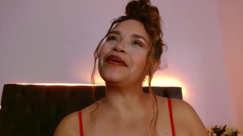 Snapshot of alma_sexyy chatting on 22, 9, 2025 Alma online show from 22, 9, 2025