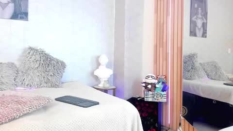 AlmaBella online show from 12, 3, 2025