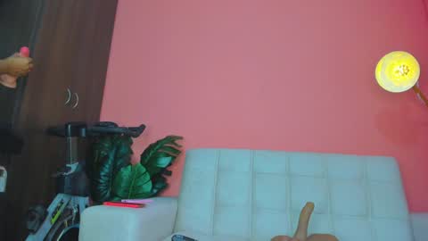 Alma Castillo online show from 31, 12, 2024