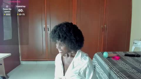 Snapshot of almasaennz chatting on 8, 3, 2025 online show from 8, 3, 2025