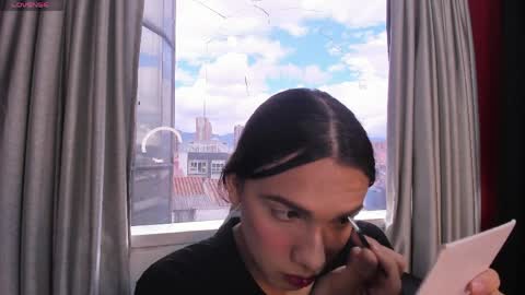 Santy online show from 8, 4, 2026