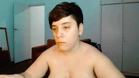 Snapshot of almondonwheels chatting on 17, 1, 2025 Almond online show from 17, 1, 2025