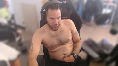 Snapshot of aloha_king chatting on 16, 1, 2025 simplyfaded online show from 16, 1, 2025