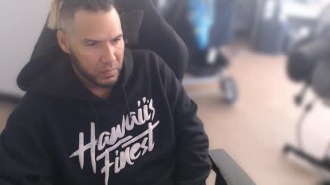 simplyfaded online show from 23, 2, 2025