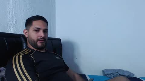 alonxoo online show from 9, 10, 2025