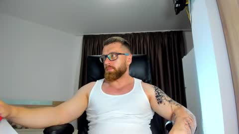 Alphaalexxx Lets reach Me 100 thumbs up online show from 15, 6, 2026