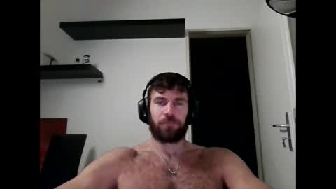 alphah_hunk online show from 1, 11, 2025