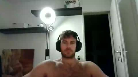 alphah_hunk online show from 19, 11, 2025