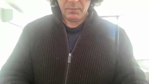 Snapshot of alphandre chatting on 22, 1, 2025 AlphAndre online show from 22, 1, 2025