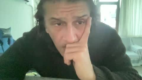 Snapshot of alphandre chatting on 24, 2, 2025 AlphAndre online show from 24, 2, 2025