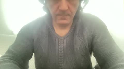 Snapshot of alphandre chatting on 7, 3, 2025 AlphAndre online show from 7, 3, 2025