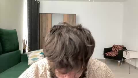 Snapshot of alphasparks chatting on 17, 2, 2025 Jhonny online show from 17, 2, 2025