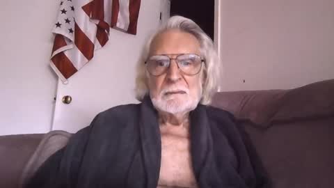 AlphaUniform online show from 19, 5, 2026