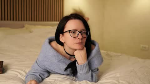 Snapshot of alucidreaming chatting on 7, 1, 2026 Lucid Dreaming online show from 7, 1, 2026