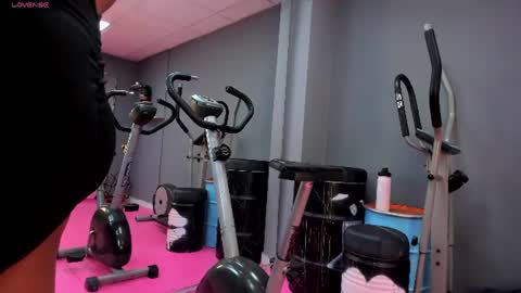 Snapshot of aluna_2_brown chatting on 15, 6, 2026 ALUNA online show from 15, 6, 2026