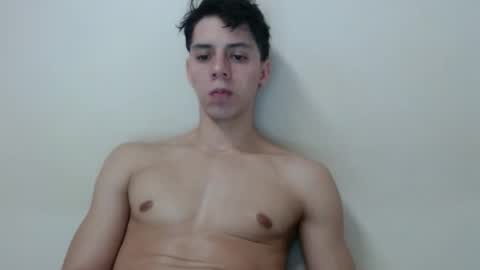 alvarodancer online show from 7, 2, 2026