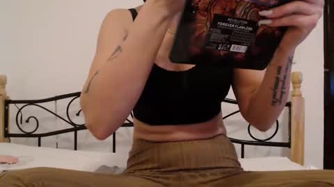 Missy online show from 28, 11, 2025