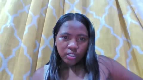 alydiah816442 online show from 13, 4, 2026
