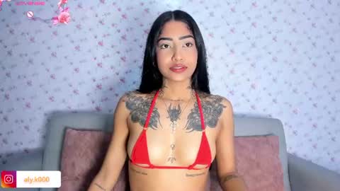 Aly online show from 30, 7, 2026