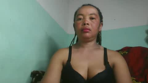 alypierette online show from 9, 4, 2026