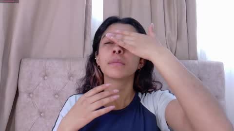 Snapshot of alyssa_joness chatting on 13, 11, 2025 alyssa_joness online show from 13, 11, 2025