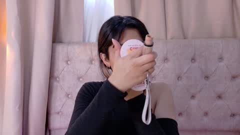 Snapshot of alyssa_joness chatting on 17, 11, 2025 alyssa_joness online show from 17, 11, 2025