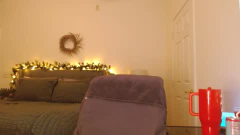 Alyssiaamorexo online show from 2, 12, 2025