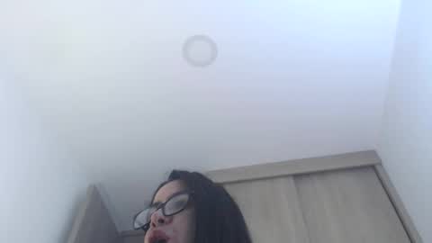 valentia online show from 4, 3, 2026