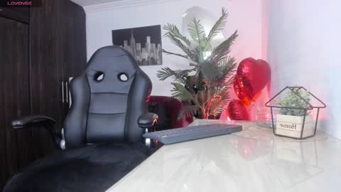 anny online show from 17, 2, 2025