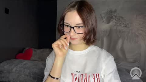 amalia_lambert13 online show from 28, 5, 2026