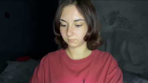 amalia_lambert13 online show from 24, 6, 2026