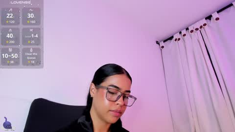 Amalia    real MIA  online show from 27, 1, 2025