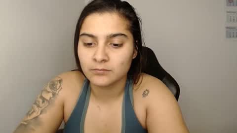 The queen of the biceps  online show from 12, 2, 2025