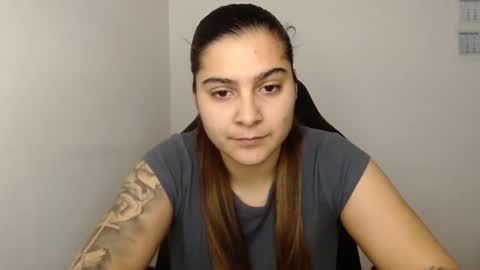 The queen of the biceps  online show from 14, 2, 2025